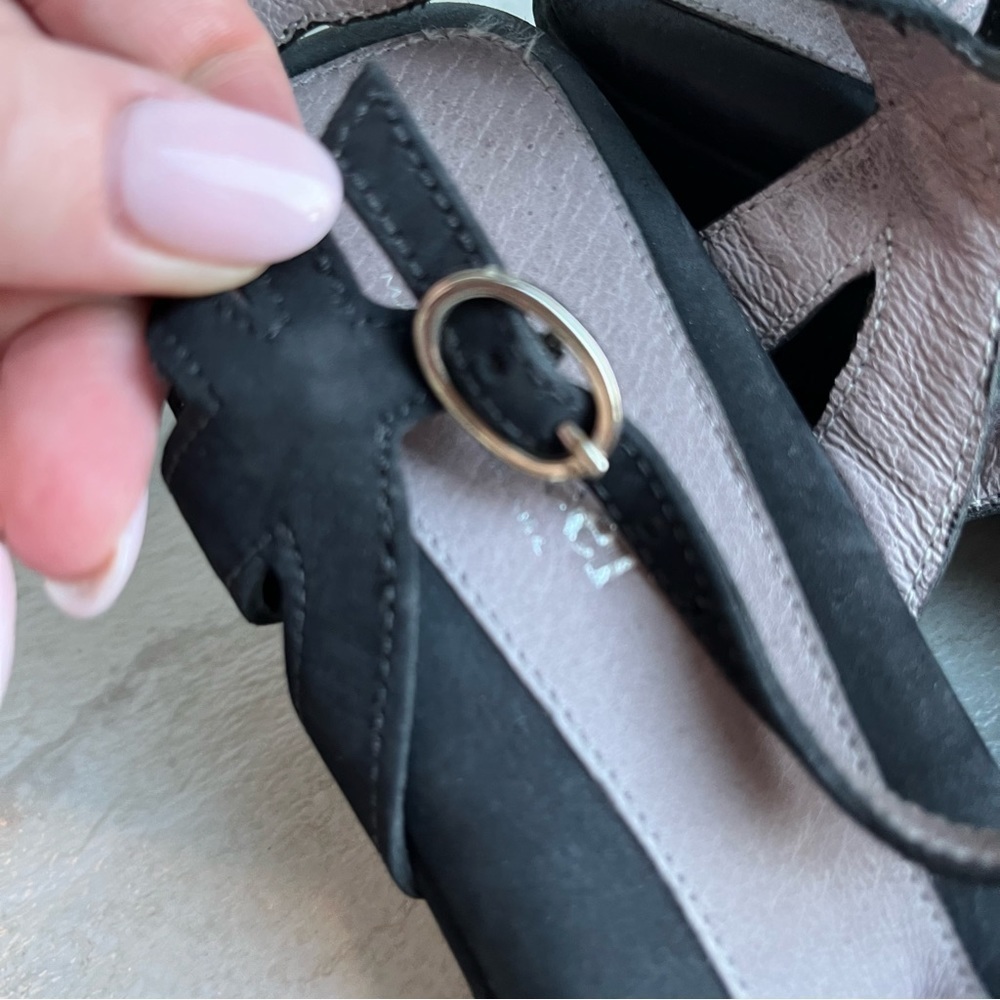 ** Beautifeel Black Leather Wedge Sandals sz 41 Ankle Strap - Picture 8 of 12